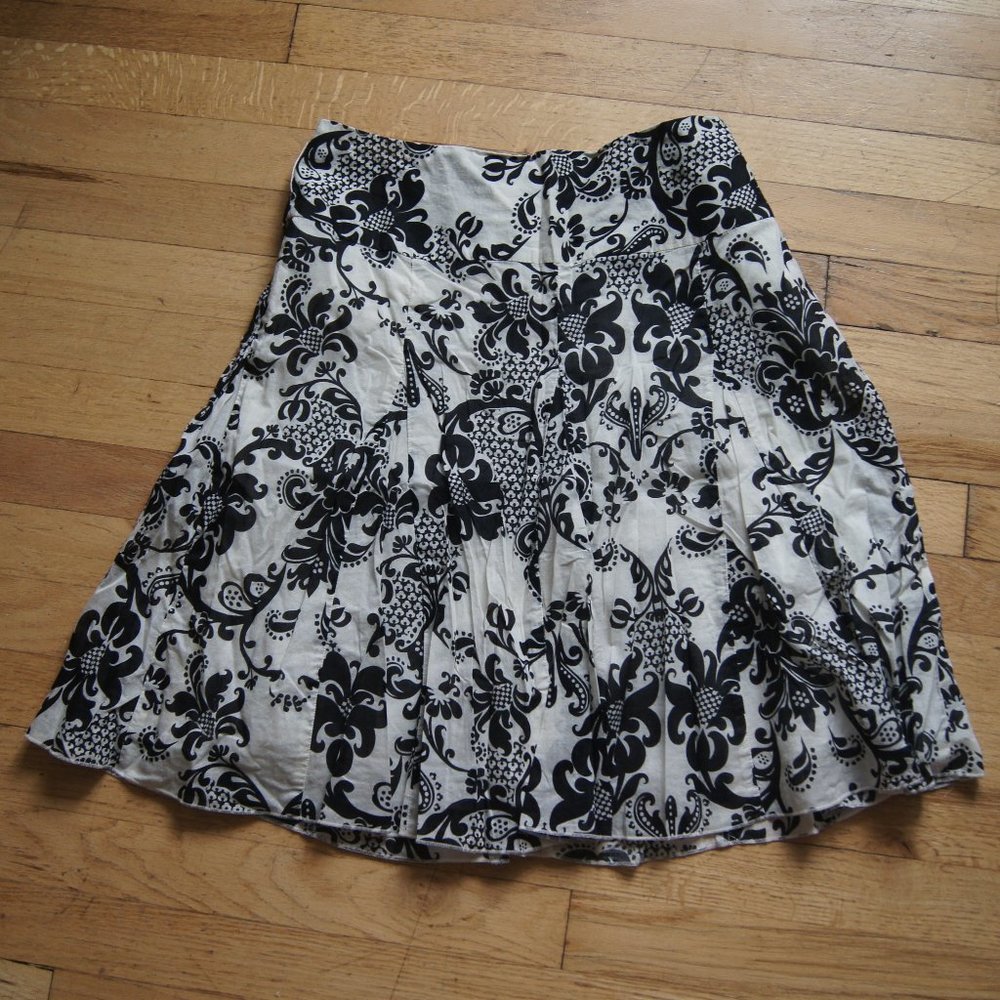 Apt 9 Black and White Lined Cotton Skirt 8 Petite
